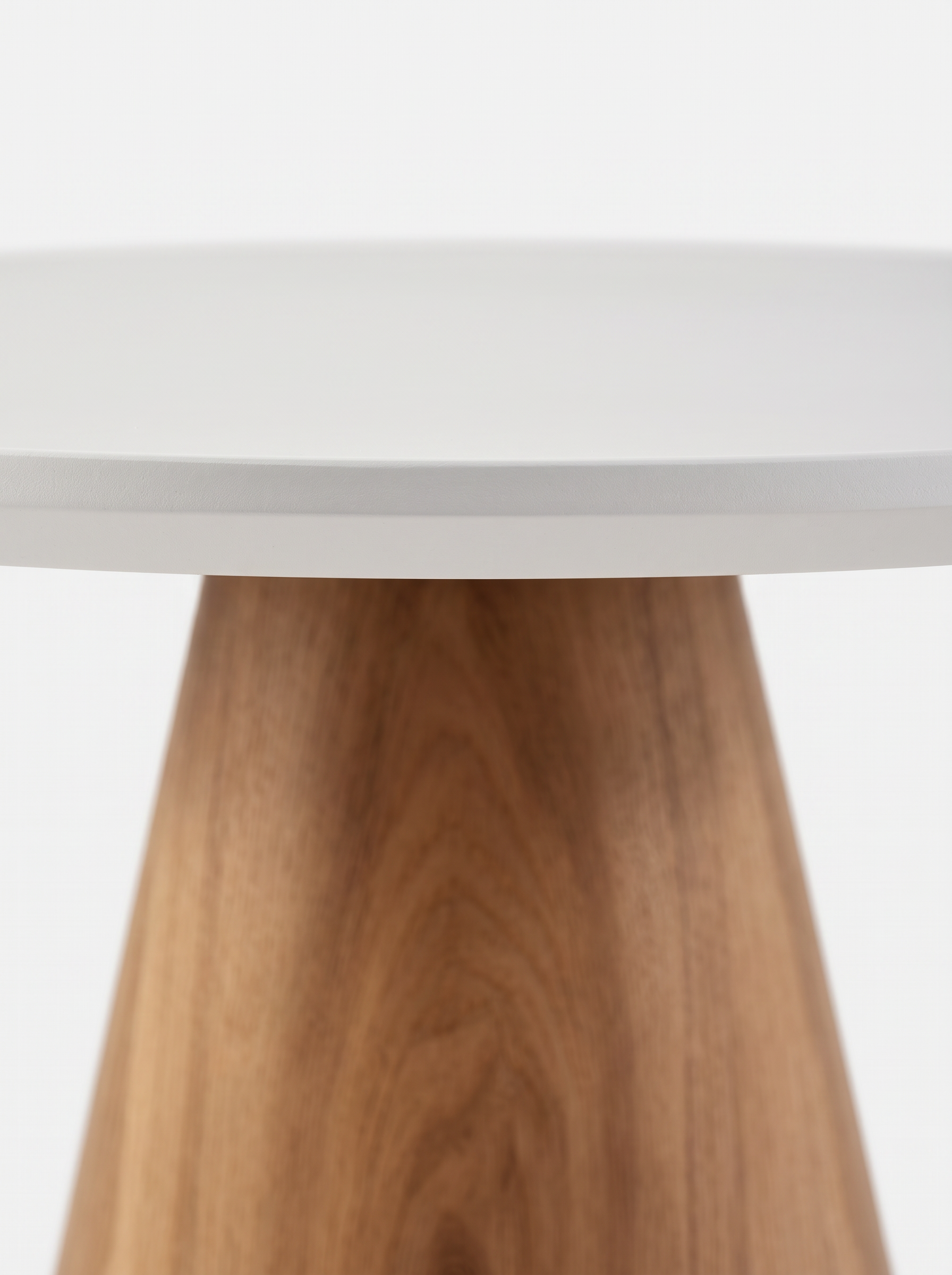 Topp Sculptural Side Table