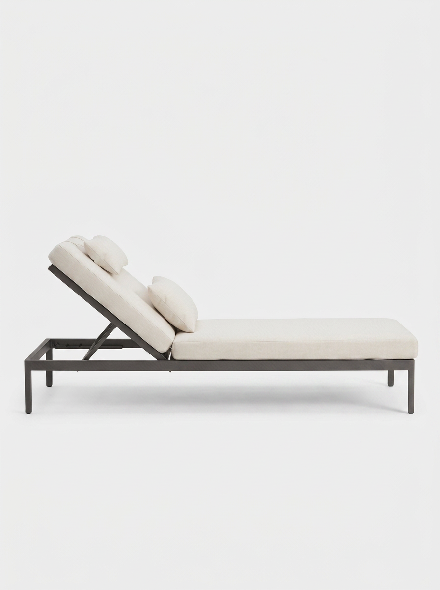 Solstice Adjustable Sunbed