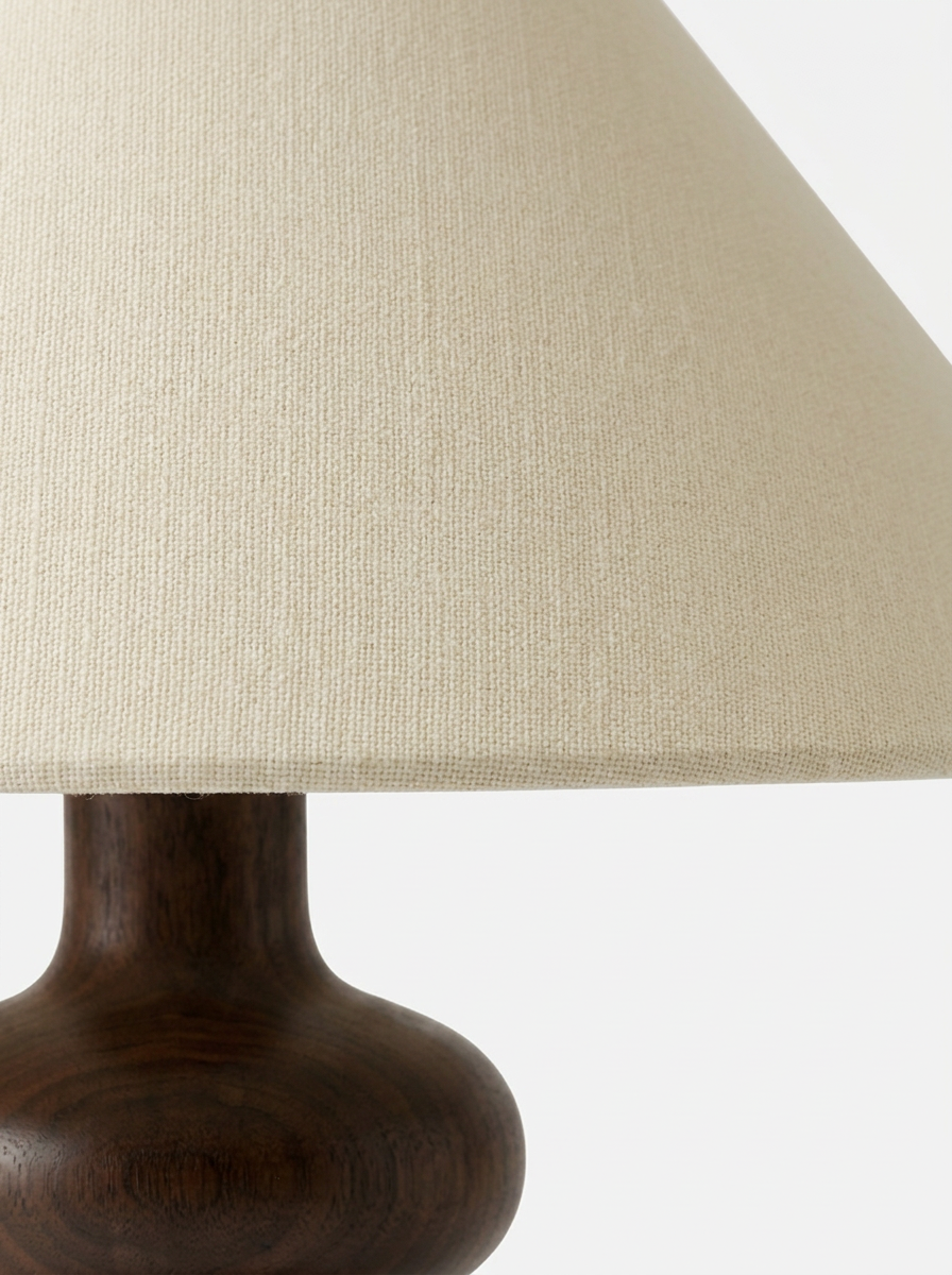 Tra table lamp, close-up detail of walnut grain